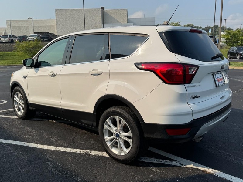 Ford Escape Vehicle Image 05