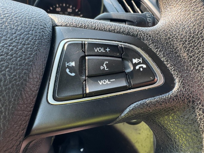 Ford Escape Vehicle Image 15