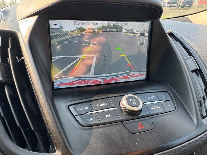 Ford Escape Vehicle Image 18