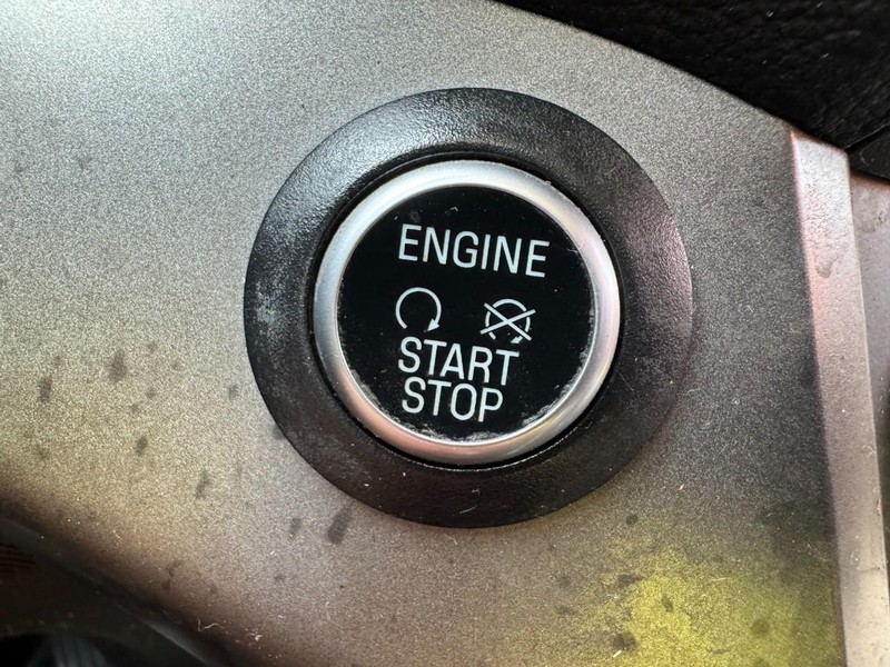 Ford Escape Vehicle Image 19