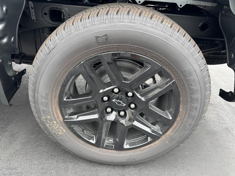 Chevrolet Silverado 1500 Vehicle Image 07