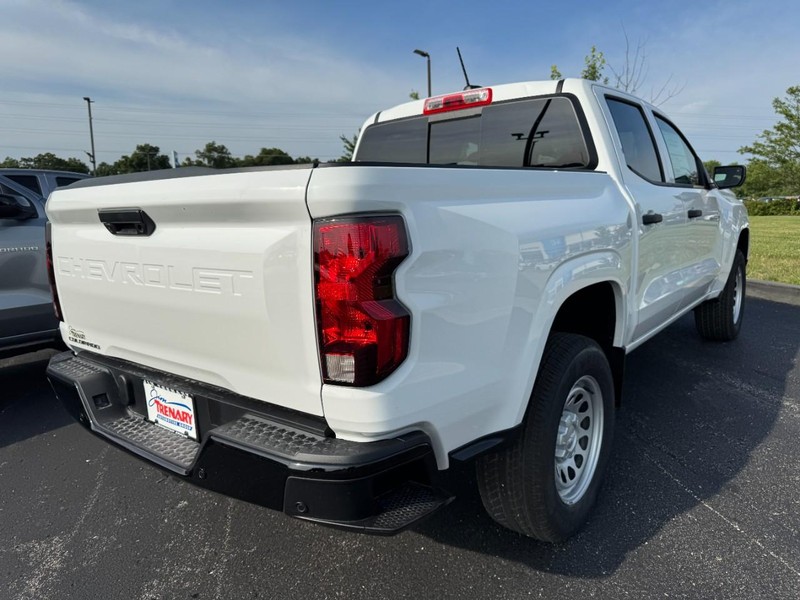 Chevrolet Colorado Vehicle Image 03