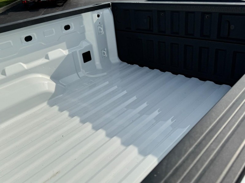 Chevrolet Colorado Vehicle Image 06
