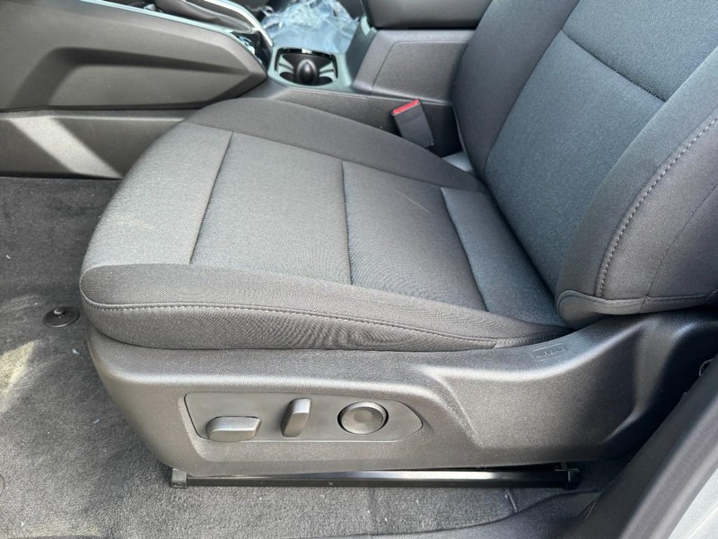 Chevrolet Colorado Vehicle Image 07