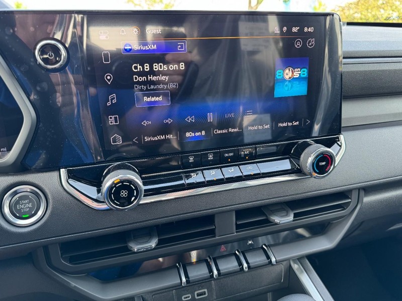Chevrolet Colorado Vehicle Image 12