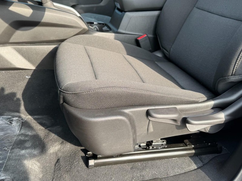 Chevrolet Colorado Vehicle Image 08