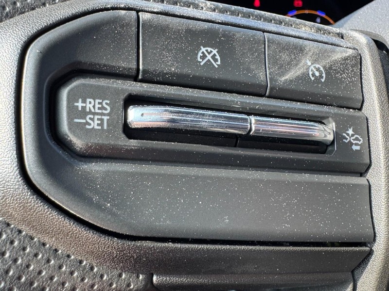 Chevrolet Colorado Vehicle Image 10