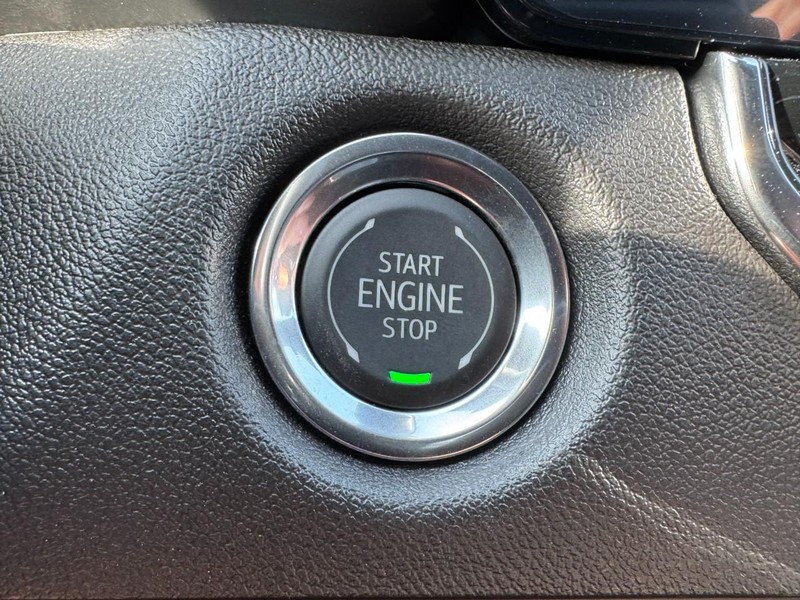 Chevrolet Colorado Vehicle Image 15