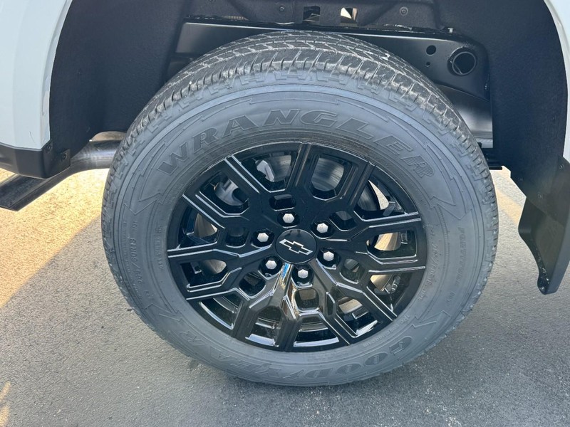 Chevrolet Colorado Vehicle Image 06