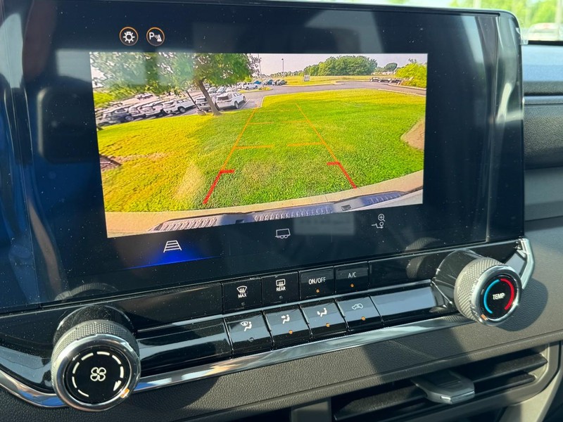 Chevrolet Colorado Vehicle Image 14