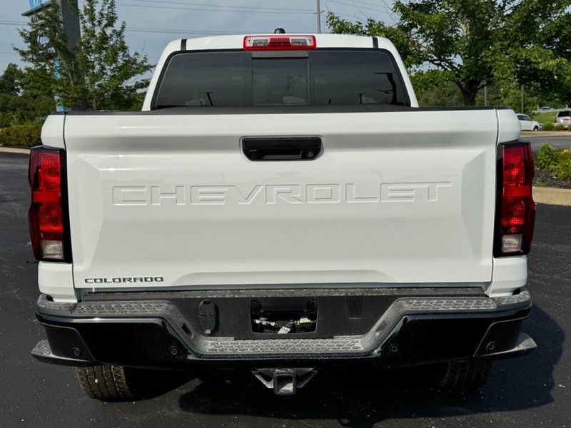 Chevrolet Colorado Vehicle Image 04
