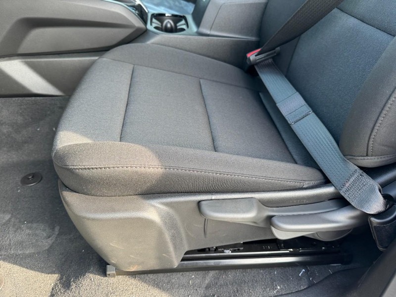 Chevrolet Colorado Vehicle Image 08