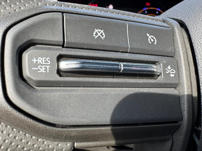 Chevrolet Colorado Vehicle Image 10