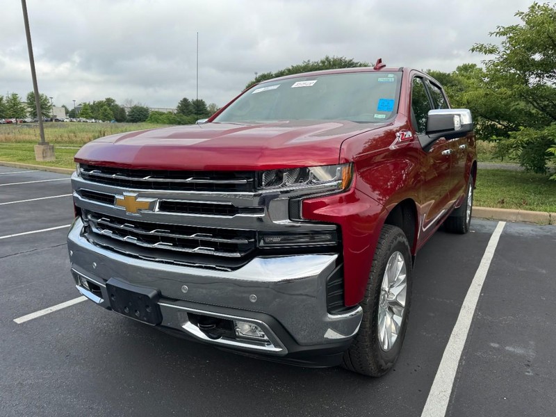 Chevrolet Silverado 1500 Vehicle Image 02
