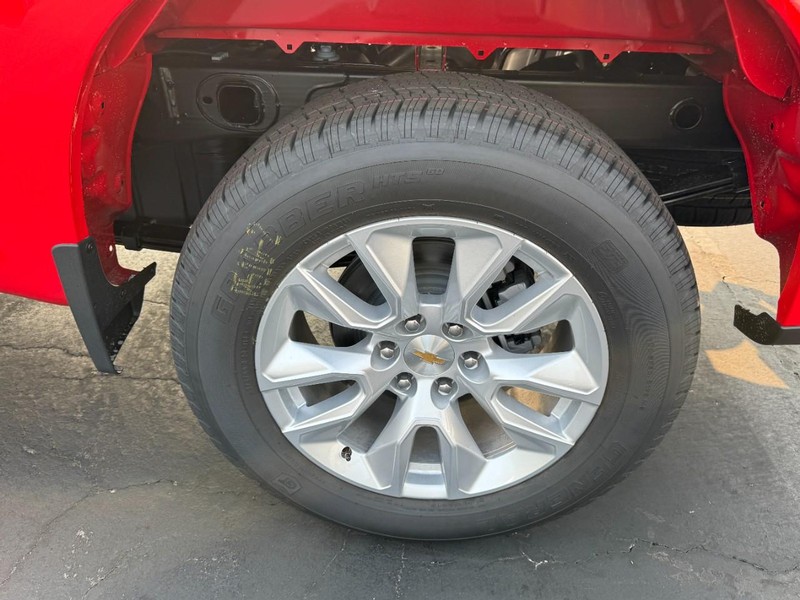 Chevrolet Silverado 1500 Vehicle Image 06