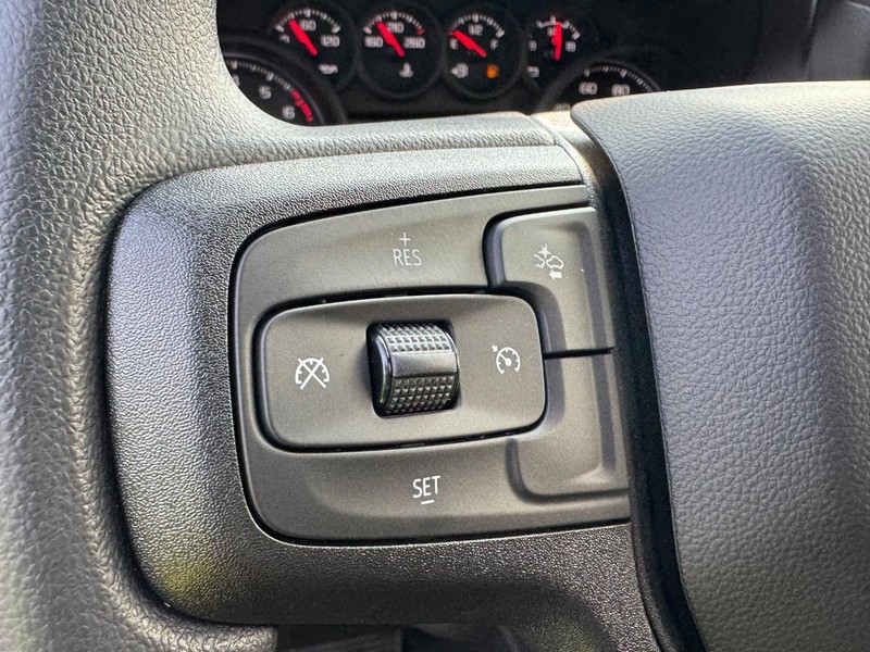 Chevrolet Silverado 1500 Vehicle Image 14