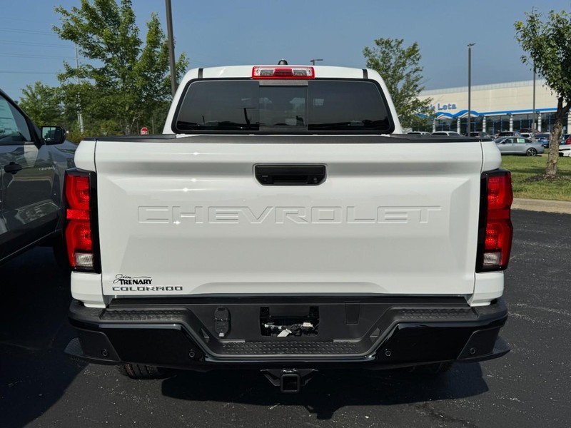 Chevrolet Colorado Vehicle Image 04