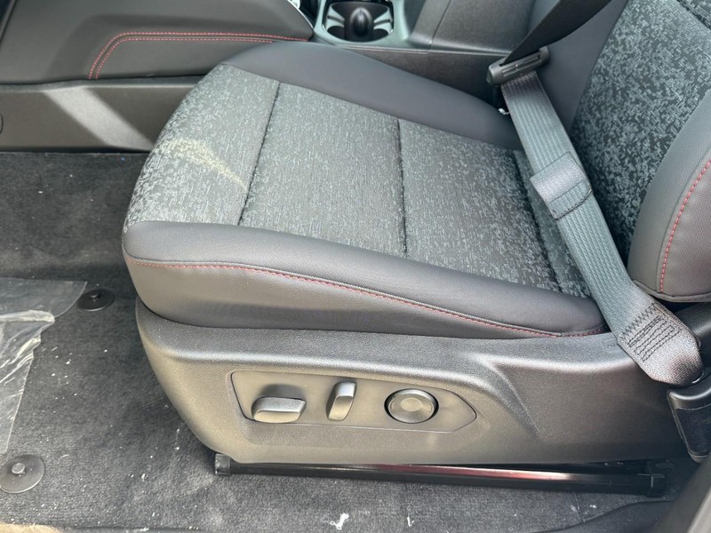 Chevrolet Colorado Vehicle Image 07