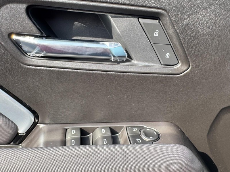 Chevrolet Colorado Vehicle Image 08