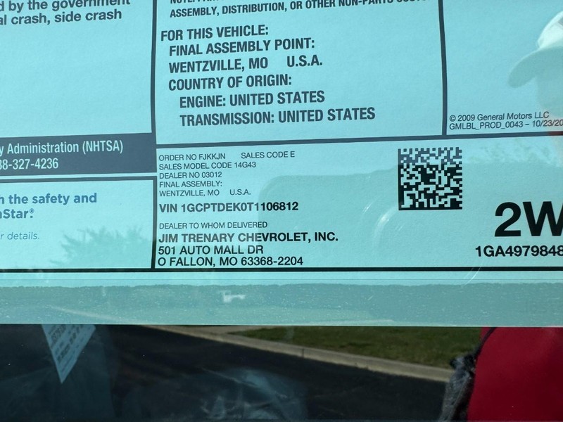 Chevrolet Colorado Vehicle Image 16