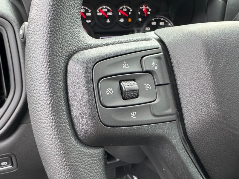 Chevrolet Silverado 1500 Vehicle Image 13