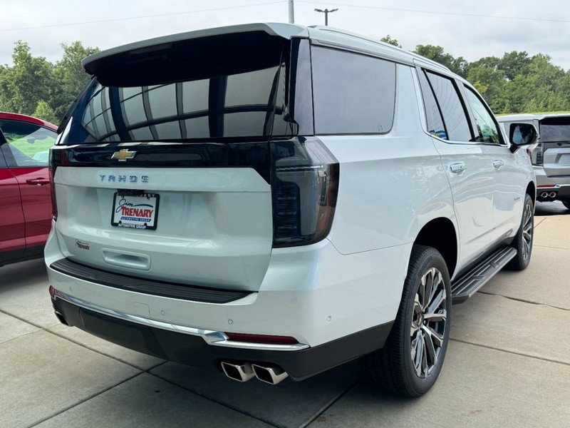 Chevrolet Tahoe Vehicle Image 03