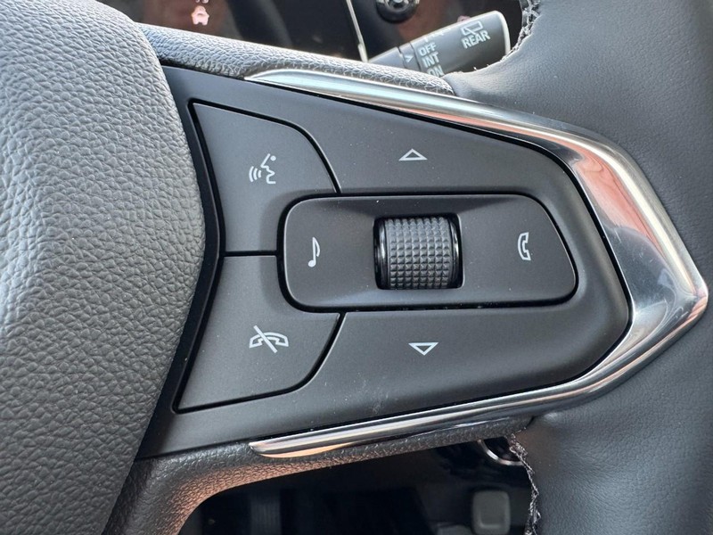 Chevrolet Trax Vehicle Image 11