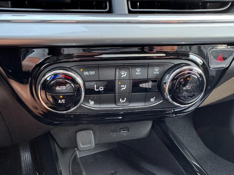 Chevrolet Trax Vehicle Image 12