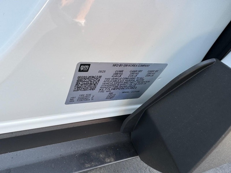 Chevrolet Trax Vehicle Image 16