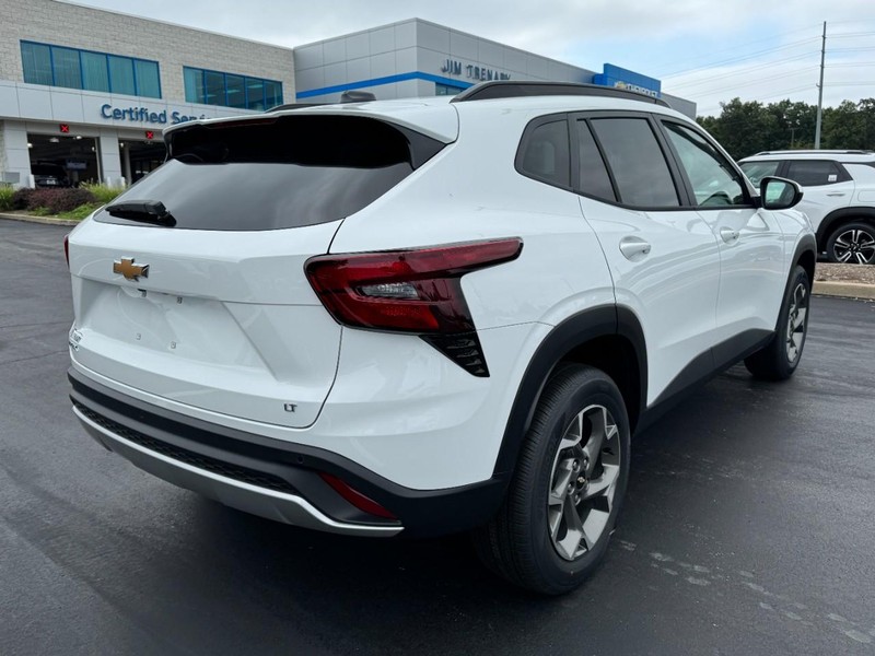 Chevrolet Trax Vehicle Image 03