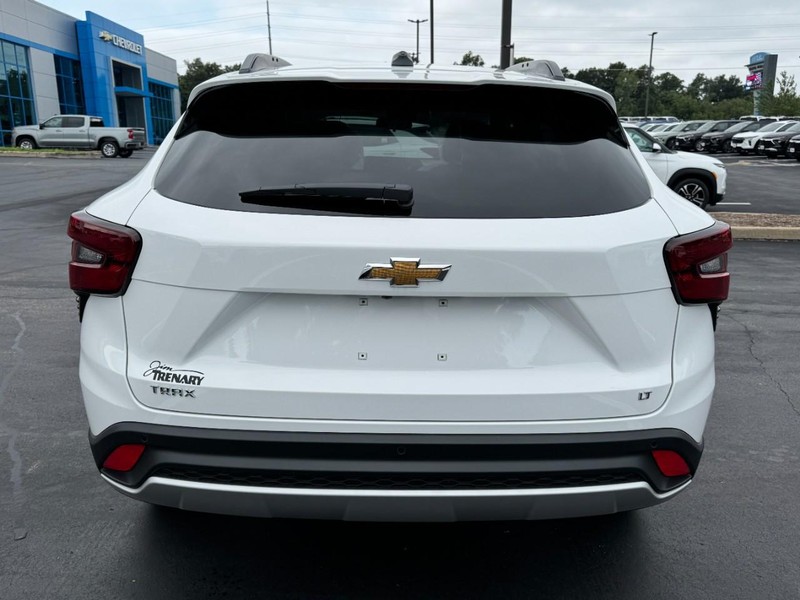 Chevrolet Trax Vehicle Image 04