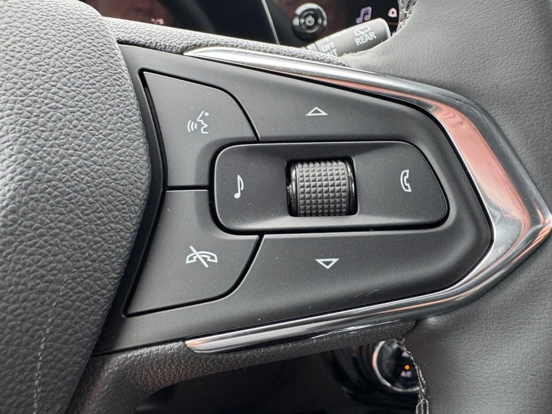 Chevrolet Trax Vehicle Image 10