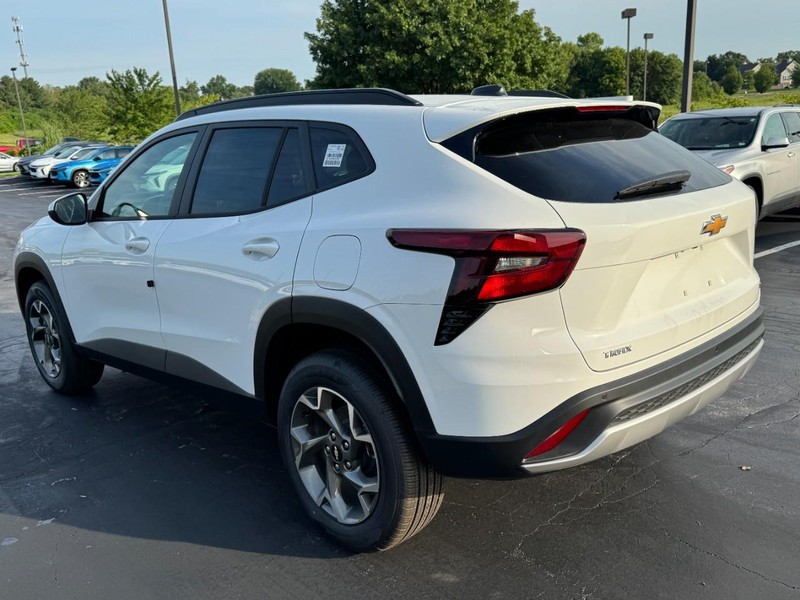 Chevrolet Trax Vehicle Image 05