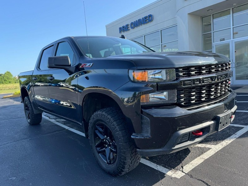 Chevrolet Silverado 1500 Vehicle Image 02