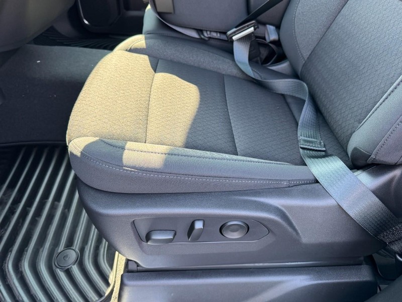 Chevrolet Silverado 1500 Vehicle Image 10