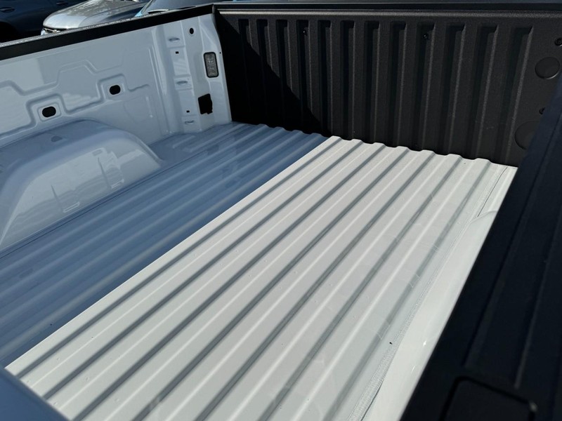 Chevrolet Silverado 1500 Vehicle Image 08