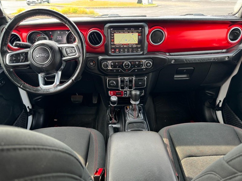 Jeep Wrangler Vehicle Image 10