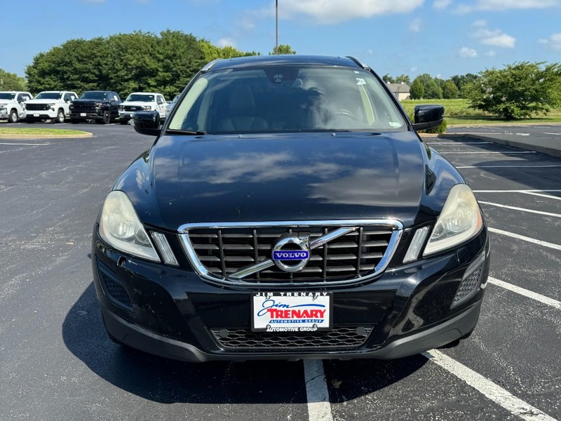 Volvo XC60 Vehicle Image 09