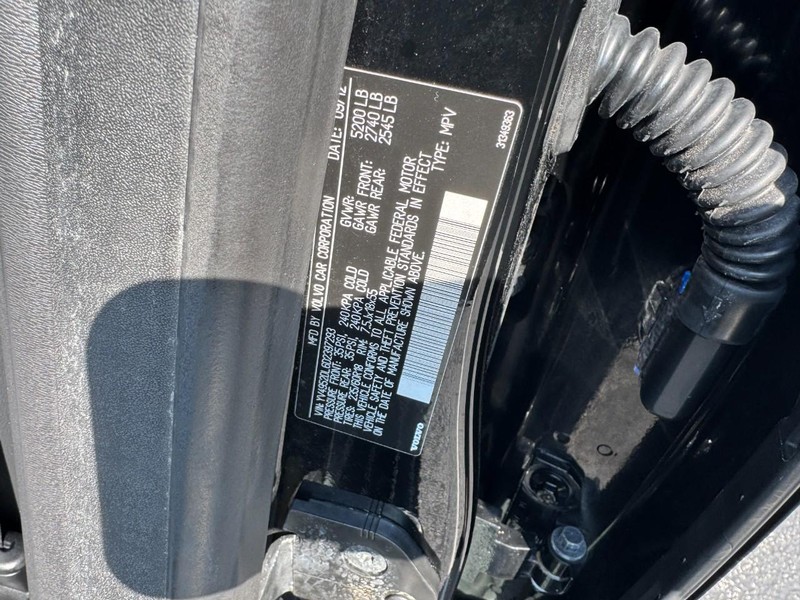 Volvo XC60 Vehicle Image 23