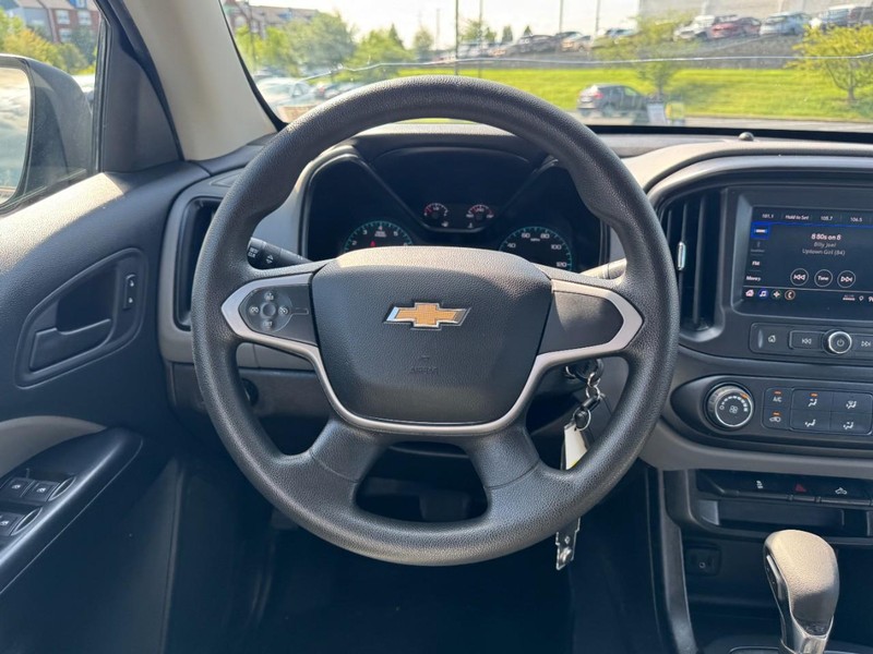 Chevrolet Colorado Vehicle Image 12