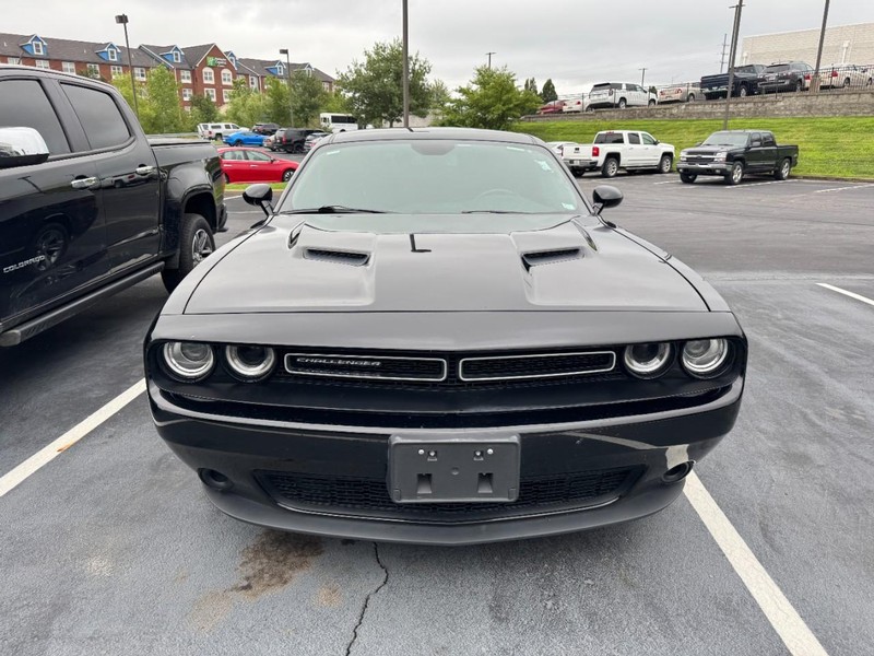 Dodge Challenger Vehicle Image 03
