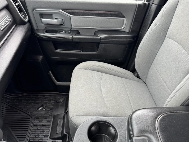 Ram 2500 Vehicle Image 16