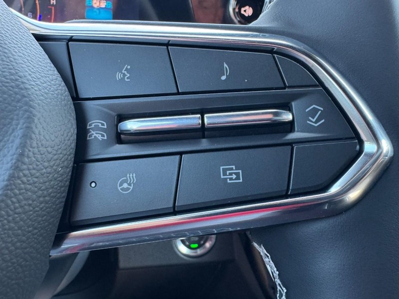 Chevrolet Traverse Vehicle Image 14