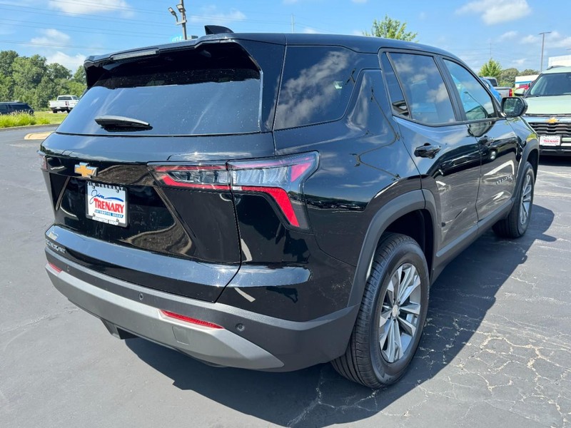 Chevrolet Equinox Vehicle Image 03