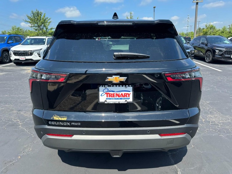 Chevrolet Equinox Vehicle Image 04