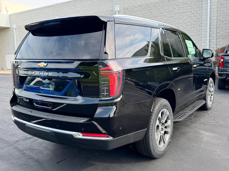 Chevrolet Tahoe Vehicle Image 03