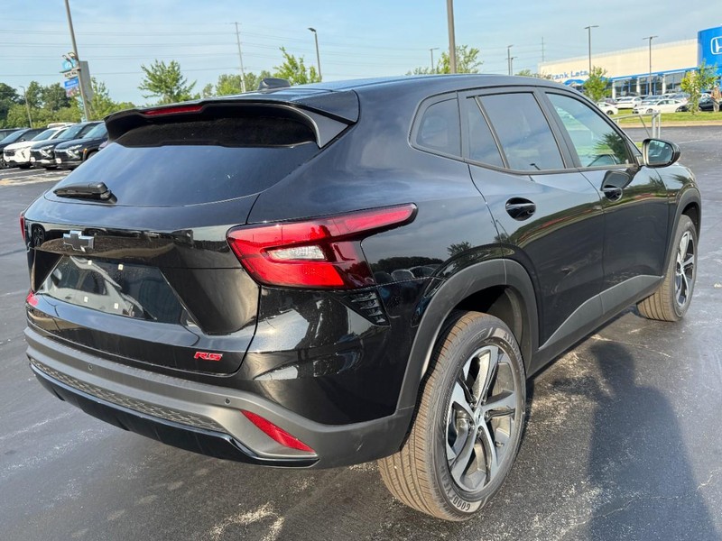 Chevrolet Trax Vehicle Image 03