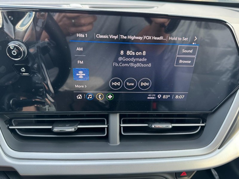 Chevrolet Trax Vehicle Image 12