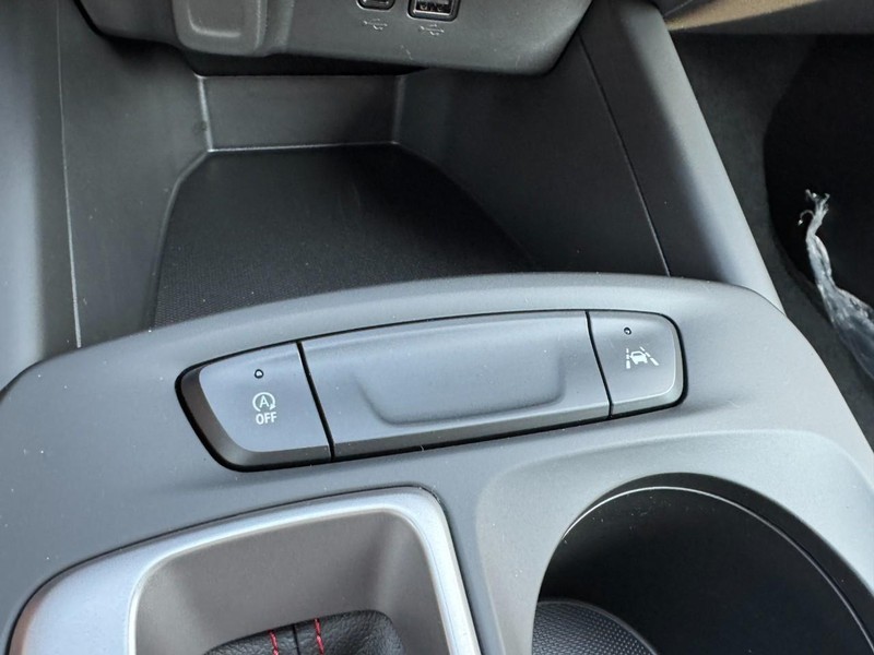 Chevrolet Trax Vehicle Image 14
