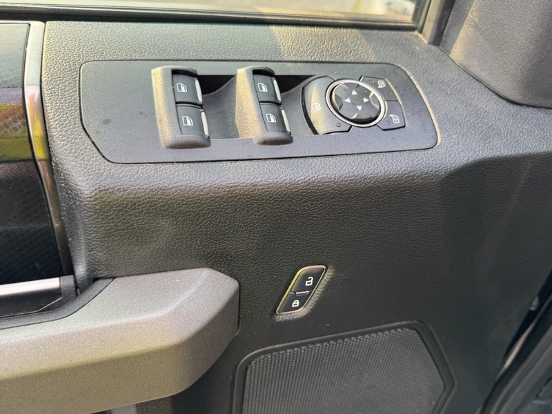 Ford F-150 Vehicle Image 16